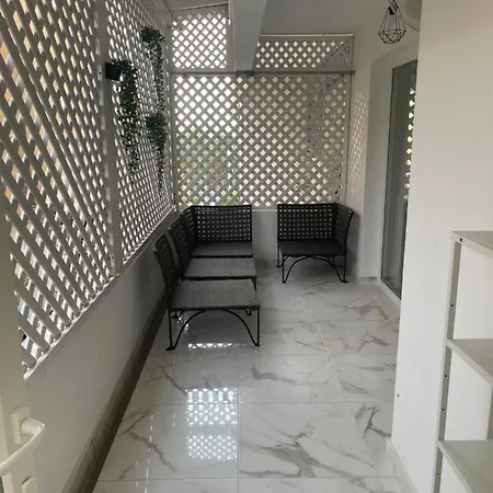 Роскошная 4-Х Комнатная Квартира В 20 И Метрах От Моря Apartment Limassol