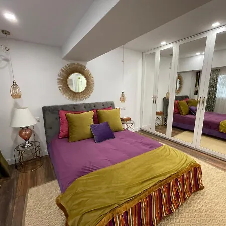 Роскошная 4-Х Комнатная Квартира В 20 И Метрах От Моря Apartment