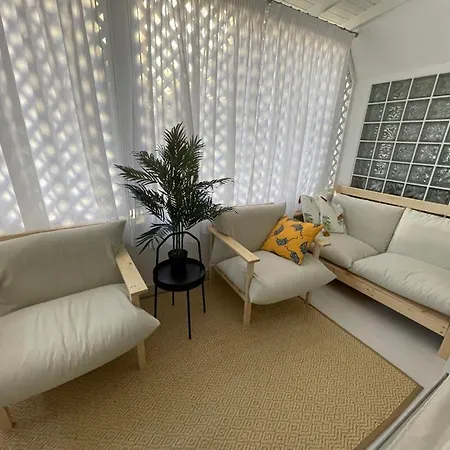 Роскошная 4-Х Комнатная Квартира В 20 И Метрах От Моря Apartment *