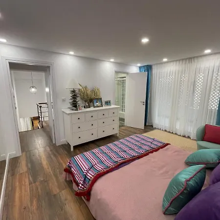 Роскошная 4-Х Комнатная Квартира В 20 И Метрах От Моря Apartment Limassol