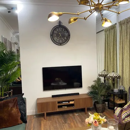 Роскошная 4-Х Комнатная Квартира В 20 И Метрах От Моря * Limassol