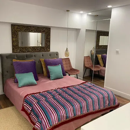 Роскошная 4-Х Комнатная Квартира В 20 И Метрах От Моря Apartament *
